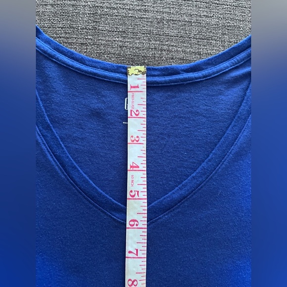 GAP Women's Classic Cotton Preppy Casual Blue V-Neck Short Sleeve Tee Small - Picture 9 of 9